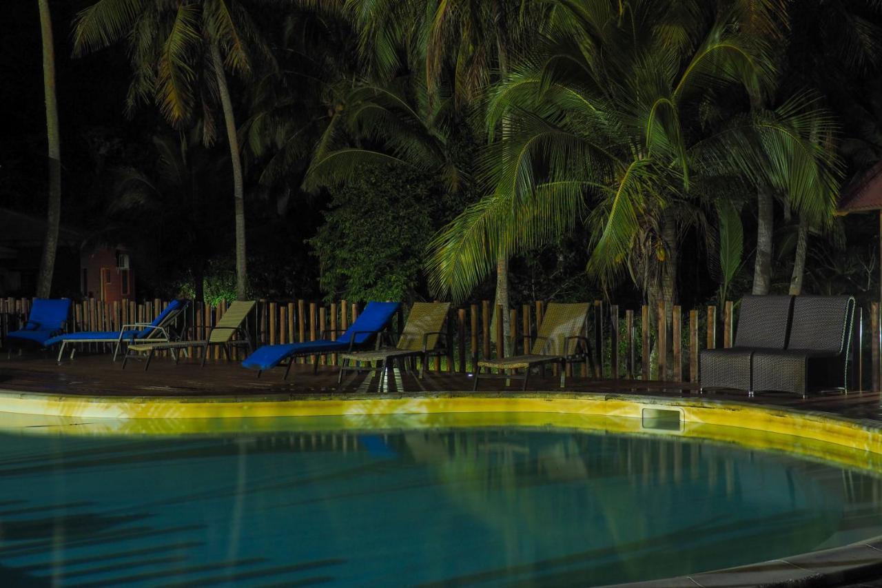 Hotel Oasis De Kiamu ลิฟู ภายนอก รูปภาพ